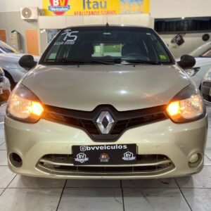 Renault Clio EXP 1.0 Flex 2015 Completo em São Gonçalo