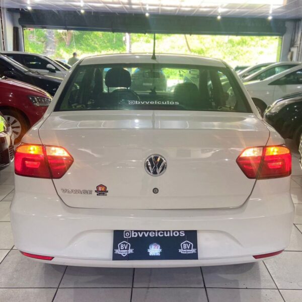 Volkswagen Voyage 1.0 Manual 2021 Completo Flex em São Gonçalo - Imagem 6