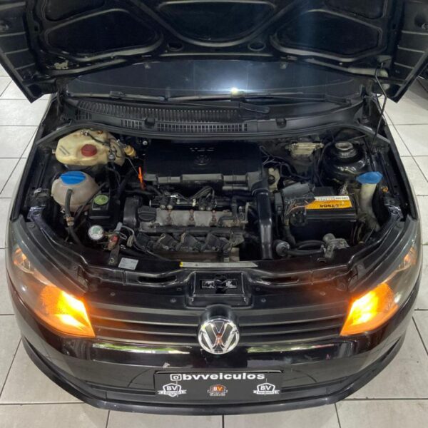 Volkswagen Novo Voyage 1.0 2013/2014 com GNV – À Venda em São Gonçalo - Imagem 4
