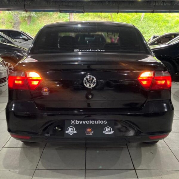 Volkswagen Novo Voyage 1.0 2013/2014 com GNV – À Venda em São Gonçalo - Imagem 6