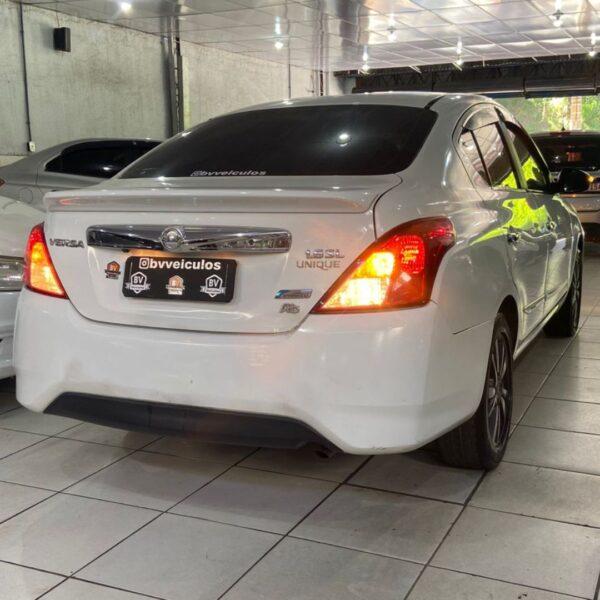 Nissan Versa Unique 1.6 CVT 2018 Completo Flex – À Venda em São Gonçalo - Imagem 6