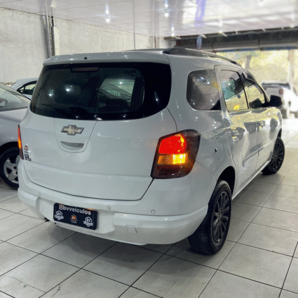 Chevrolet Spin 1.8 LT Advantage Automática 2014/2015 Flex – À Venda em São Gonçalo - Imagem 5