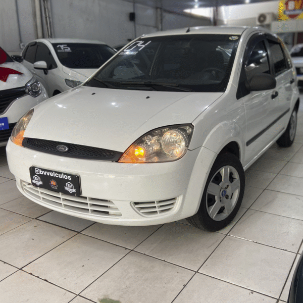 Ford Fiesta 1.6 Gasolina 2003/2004 com Ar-Condicionado – À Venda em São Gonçalo - Imagem 3