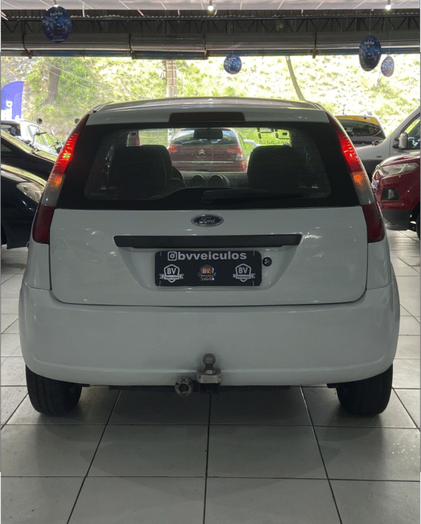 Ford Fiesta 1.6 Gasolina 2003/2004 com Ar-Condicionado – À Venda em São Gonçalo - Imagem 4
