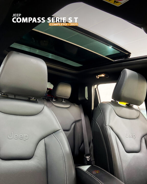 JEEP COMPASS SÉRIE S T 2025 – Apenas 900 KM Rodados