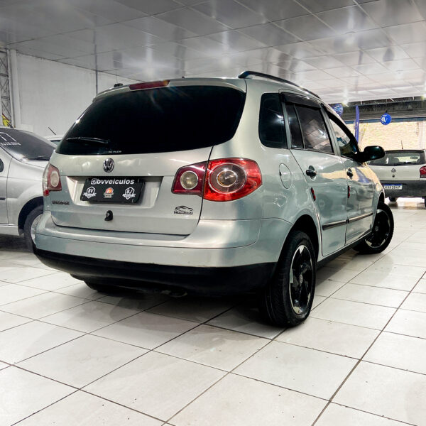 VOLKSWAGEN SPACEFOX 1.6 2010 – Espaço, Conforto e Versatilidade em um só carro - Imagem 3