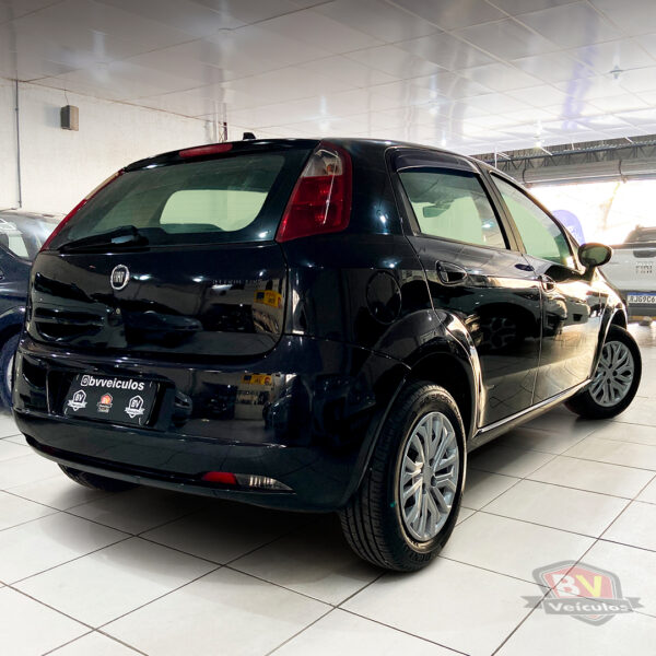 FIAT PUNTO ATTRACTIVE 1.4 2011 – Conforto, Economia e Estilo em um só carro - Imagem 4