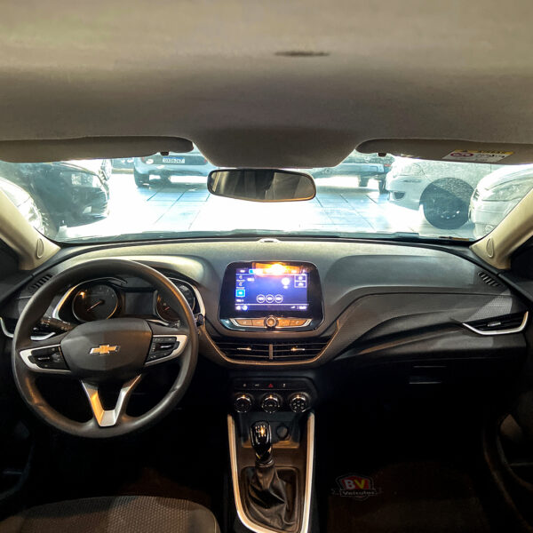 Chevrolet Onix Plus 1.0 LT2 Flex 2022/2023 – Tecnologia, Conforto e Economia em um Só Carro - Imagem 4