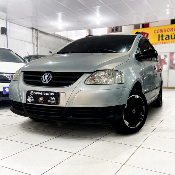 VOLKSWAGEN SPACEFOX 1.6 2010 – Espaço, Conforto e Versatilidade em um só carro - Imagem 4