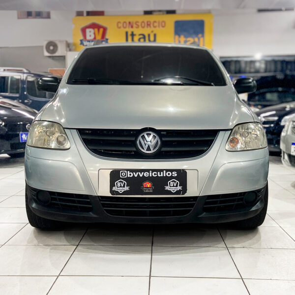 VOLKSWAGEN SPACEFOX 1.6 2010 – Espaço, Conforto e Versatilidade em um só carro - Imagem 6