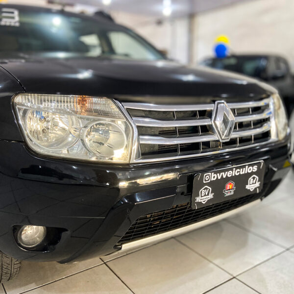 RENAULT DUSTER 1.6 D 4X2 2013 – Força, espaço e conforto - Imagem 10