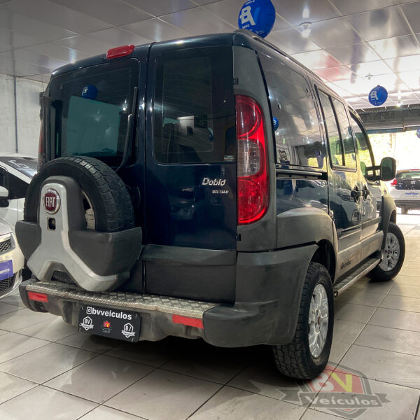 FIAT DOBLÒ ADVENTURE 1.8 FLEX 2010 – ESPAÇO, FORÇA E ESTILO - Imagem 2