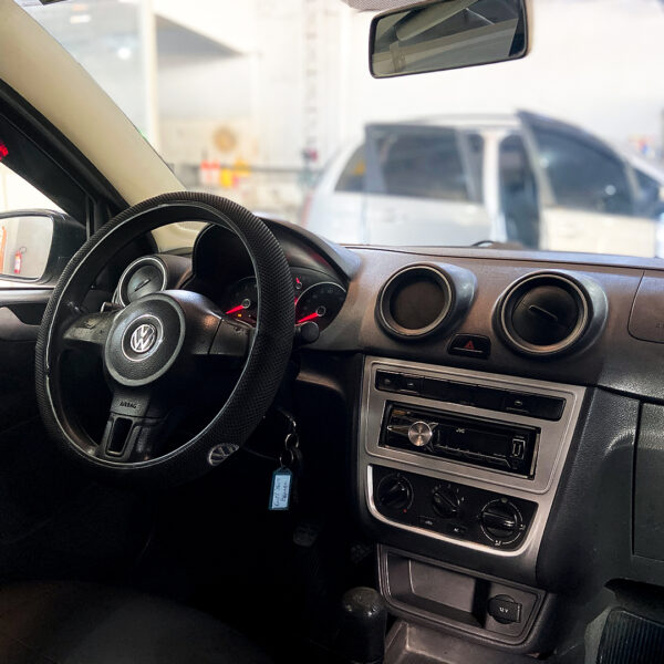 VOLKSWAGEN GOL 1.0 TRENDLINE 2015 – Econômico, moderno e pronto pra rodar com você! - Imagem 3
