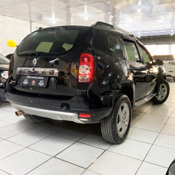 RENAULT DUSTER 1.6 D 4X2 2013 – Força, espaço e conforto - Imagem 5